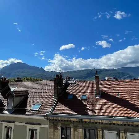 St Bruno - Studio tropiques 